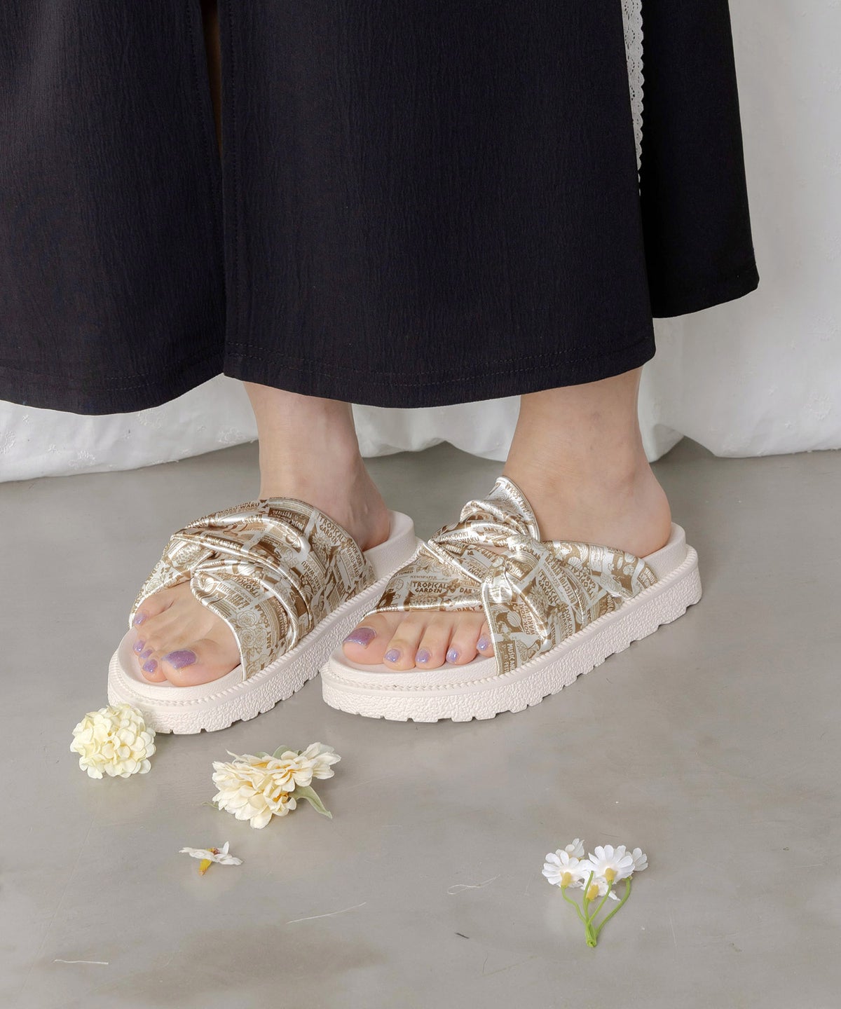 コラージュ柄スカーフねじりサンダル-2