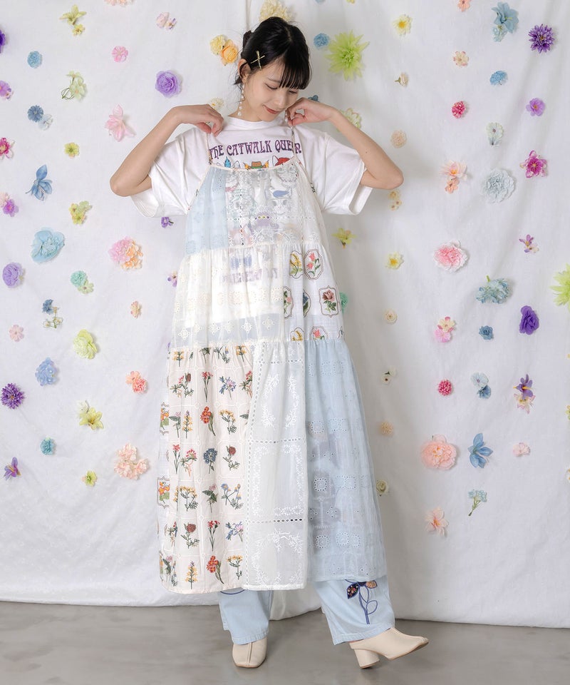 キャットウォーククイーン柄Tシャツ-5