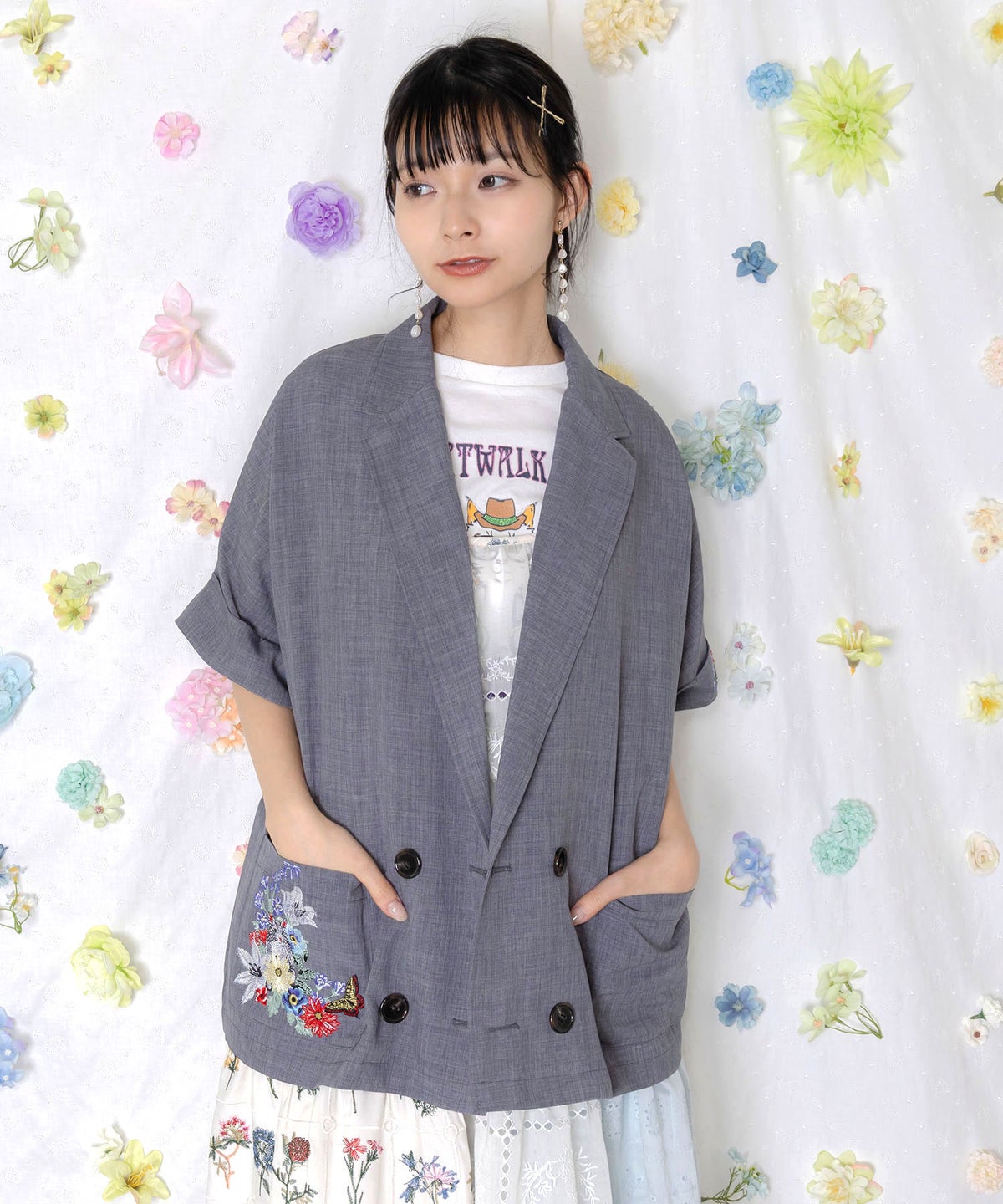 花ネコ刺繍入り半袖ジャケット-1