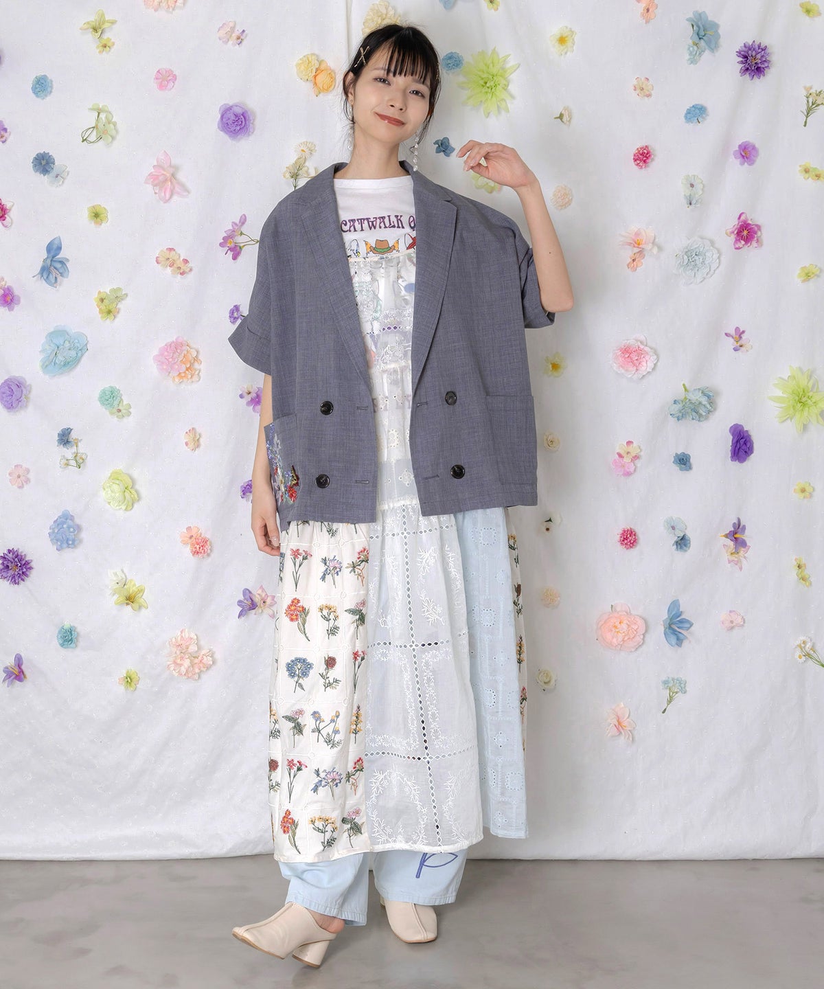 花ネコ刺繍入り半袖ジャケット-3