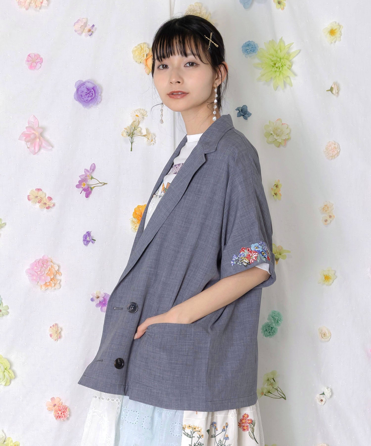 162607：花ネコ刺繍入り半袖ジャケットの通販-ScoLar