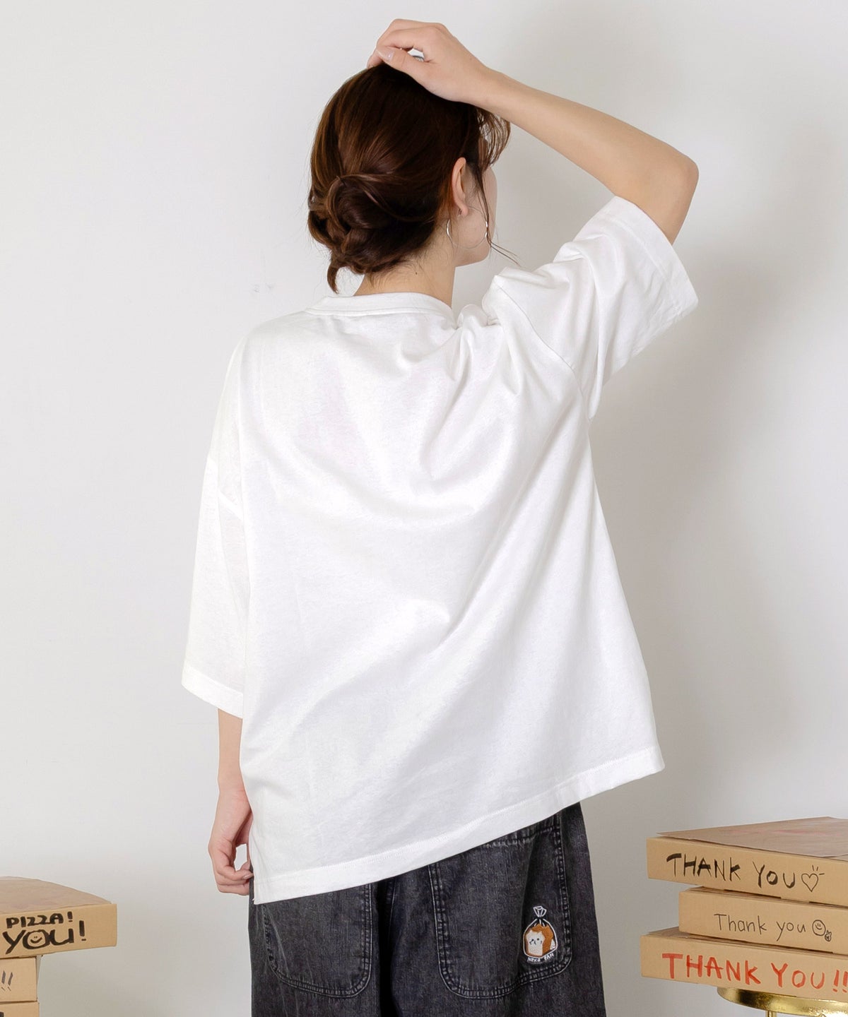 ポケットギミック付き ピザ屋ネコ＆クマ柄Tシャツ-6