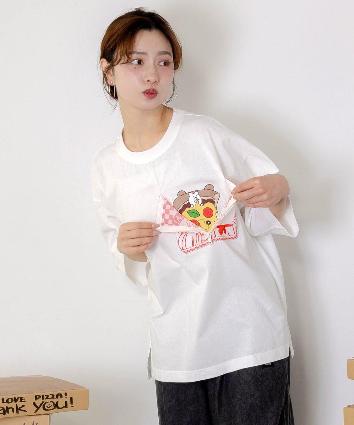 ポケットギミック付き ピザ屋ネコ＆クマ柄Tシャツ-7