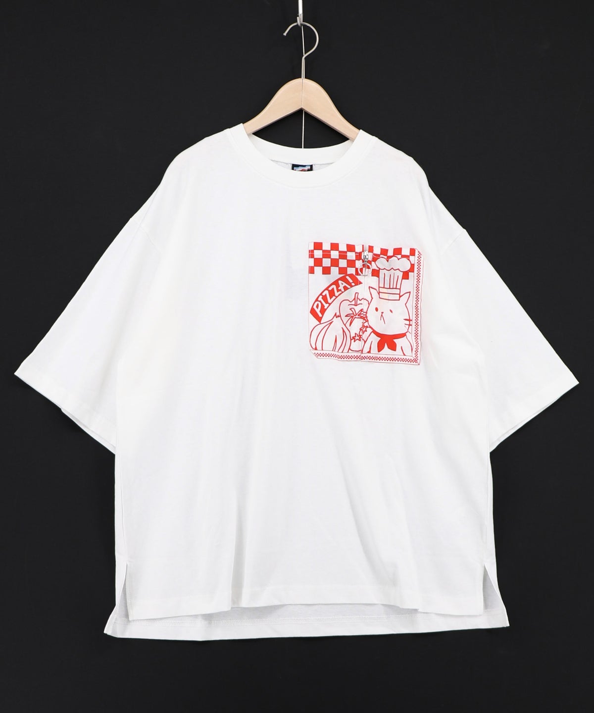 ポケットギミック付き ピザ屋ネコ＆クマ柄Tシャツ-13
