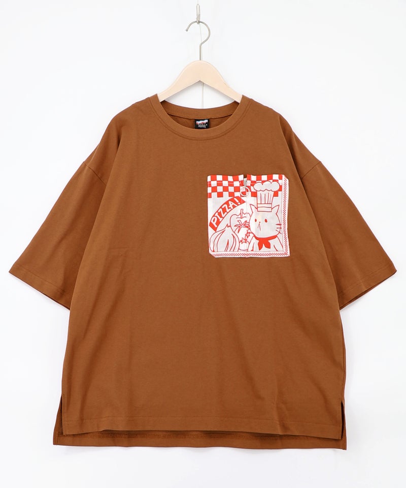 ポケットギミック付き ピザ屋ネコ＆クマ柄Tシャツ-17