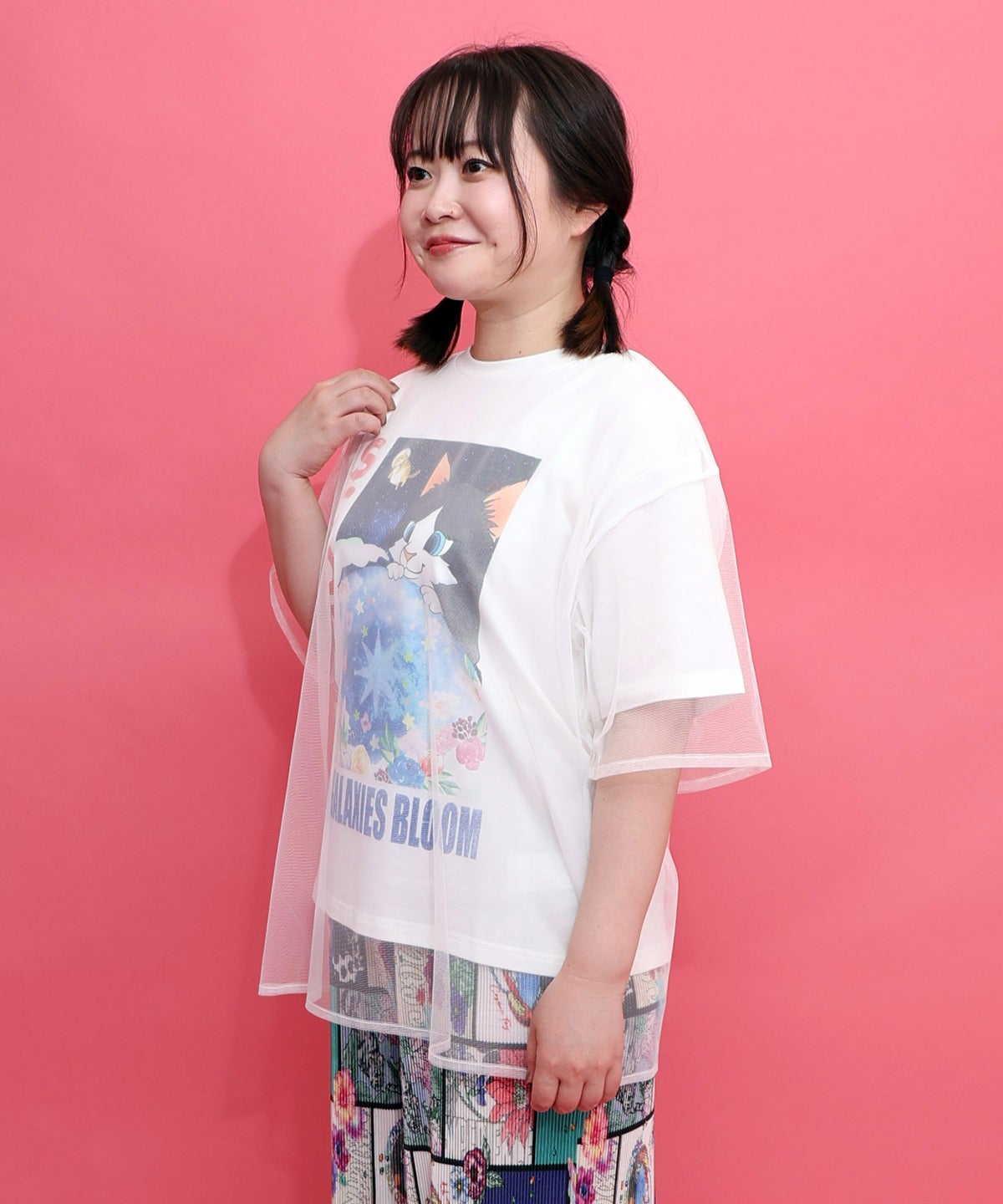 ネコ宇宙柄 チュール重ねTシャツ-3