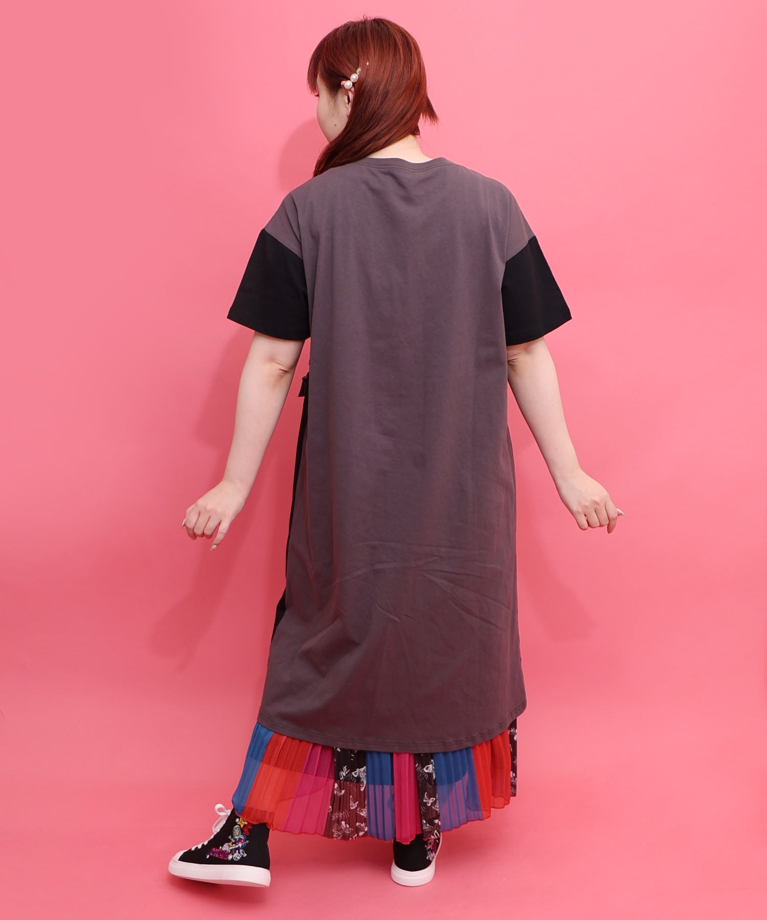 162614：取り外し可能サコッシュ付き ポップ柄配色ワンピースの通販-ScoLar