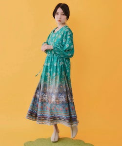562229：蝶々×エスニック柄ワンピースの通販-ScoLar