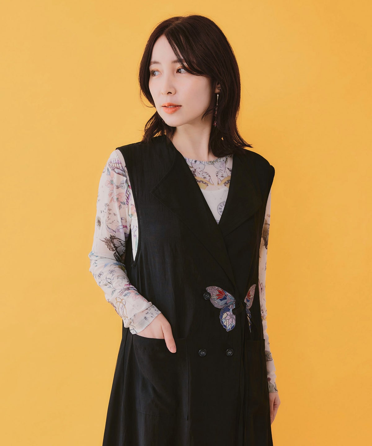 ワンポイント蝶刺繍ロング丈ジレ-6