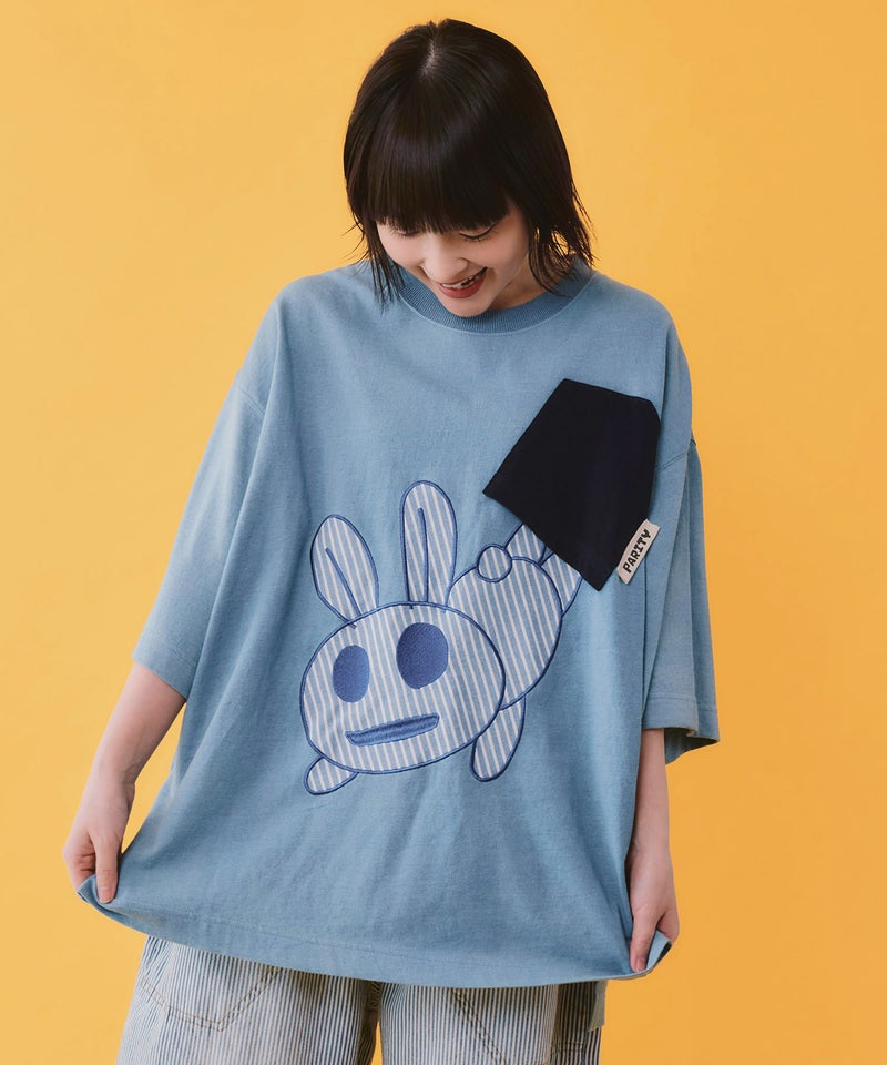 ポケットからこぼれウサギ アップリケTシャツ-3