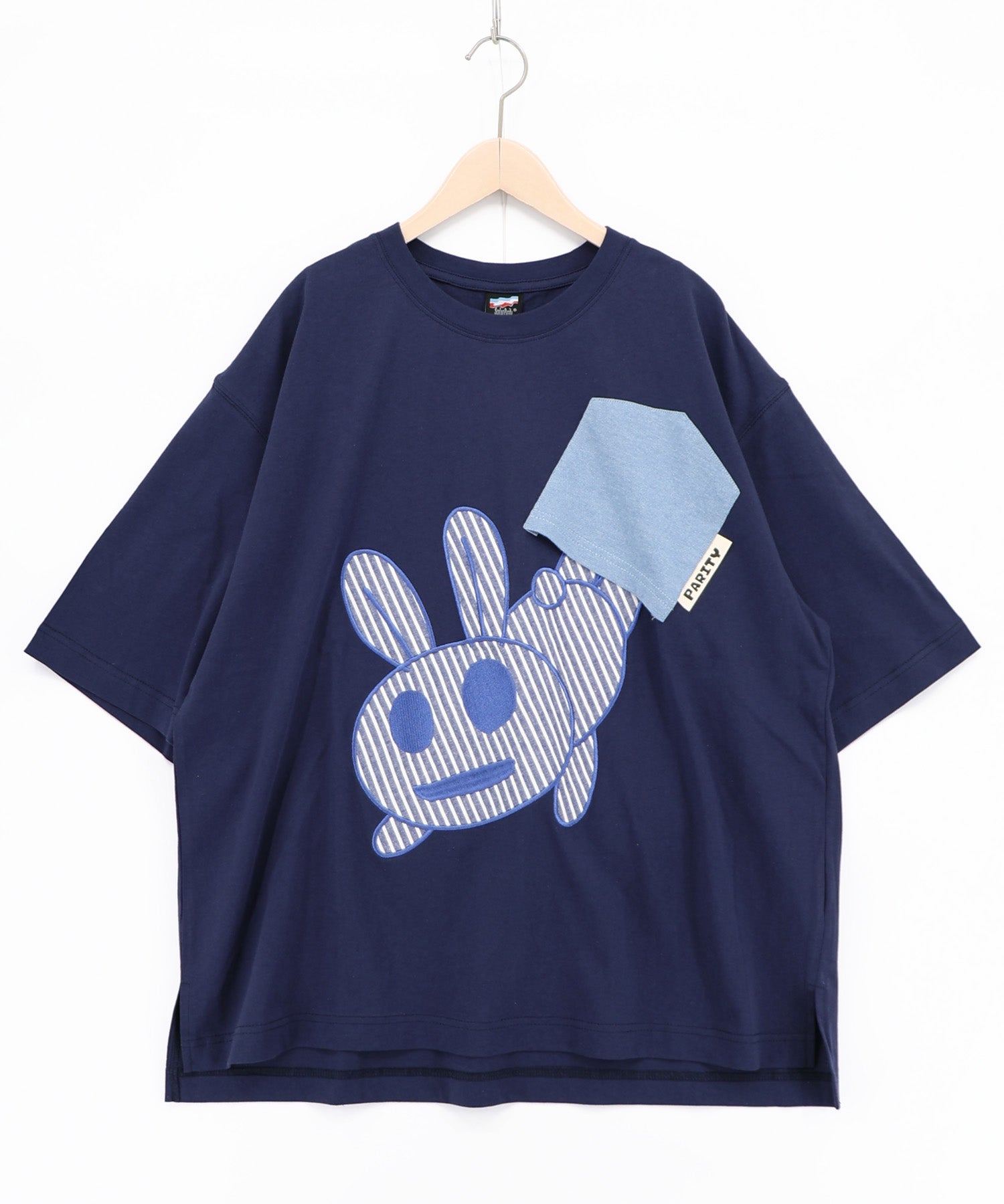 雑貨 Putos様 362112：ポケットからこぼれウサギ アップリケTシャツの通販-ScoLar