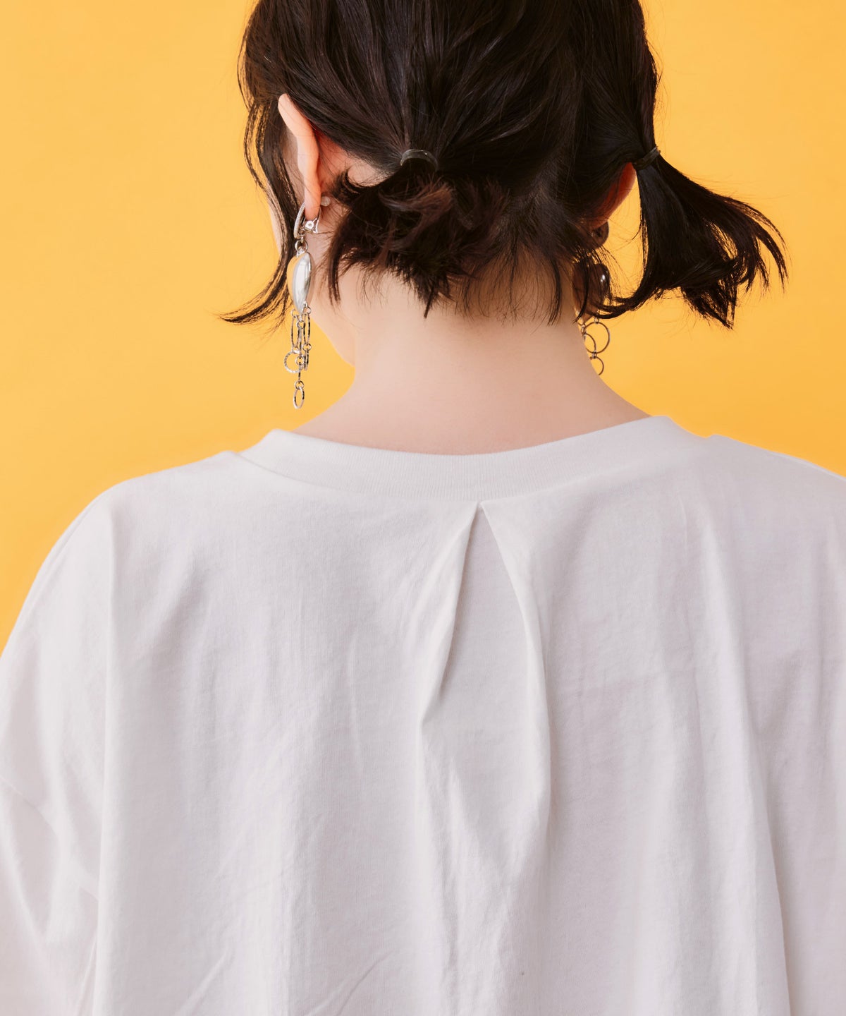 お昼寝ウサギinスカラーバーガー柄Tシャツ-7
