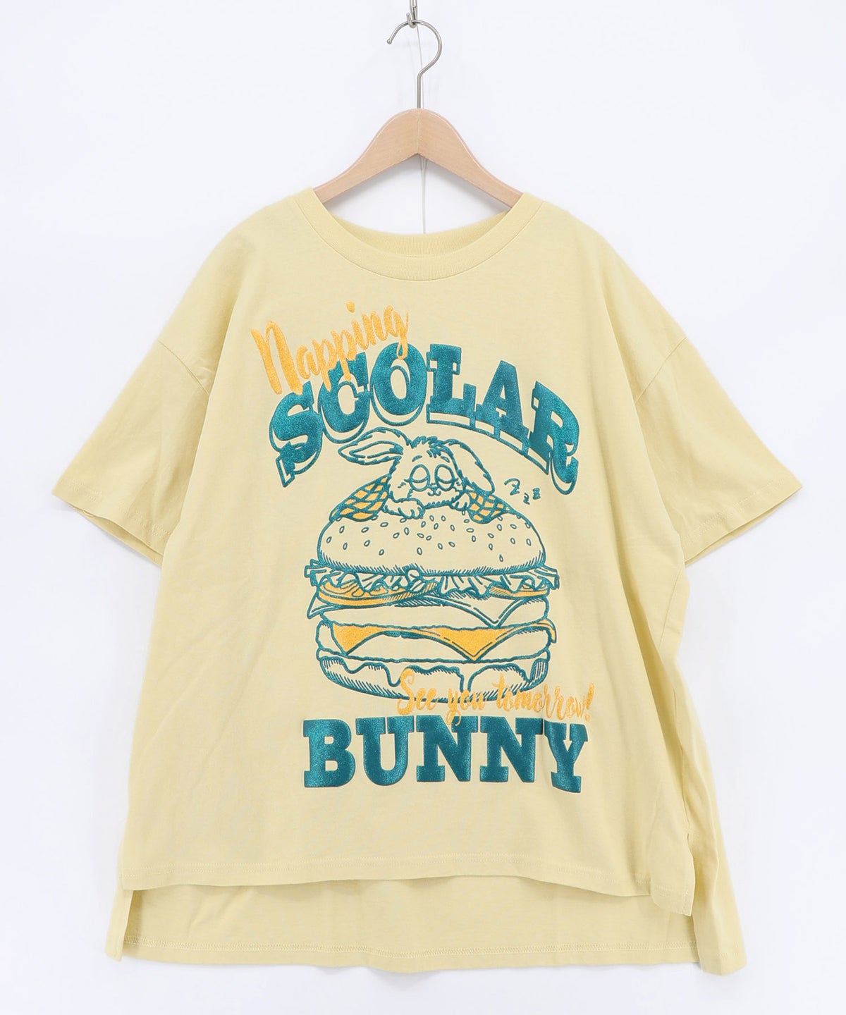 お昼寝ウサギinスカラーバーガー柄Tシャツ-16