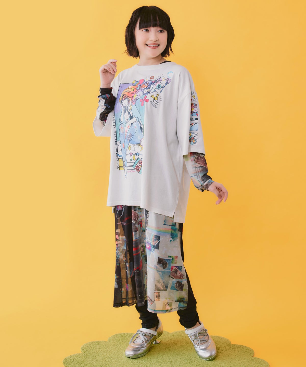 カラフルストリートガール柄Tシャツ-2