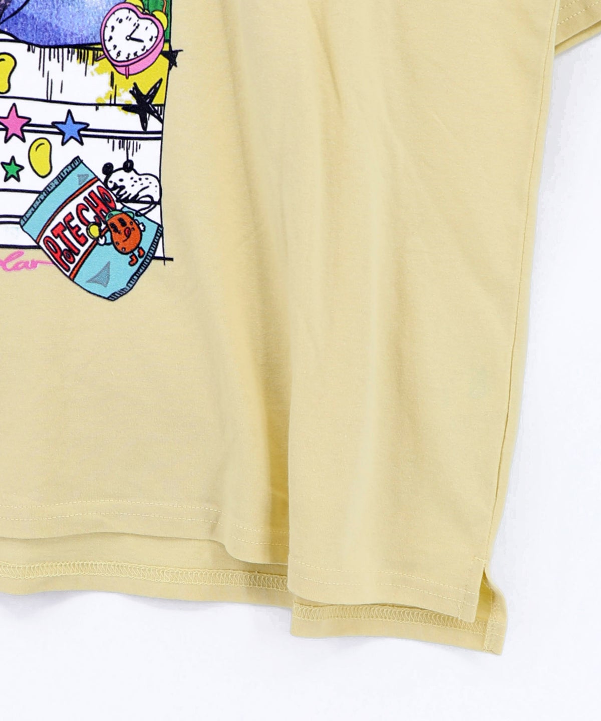カラフルストリートガール柄Tシャツ-24