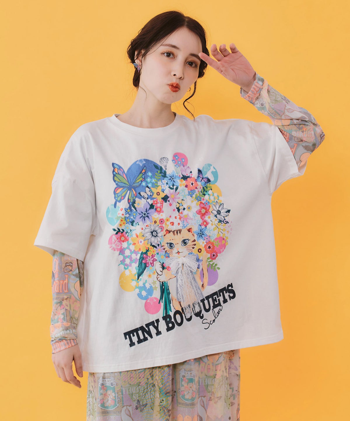 レースリボン付き 花ネコ柄Tシャツ-1