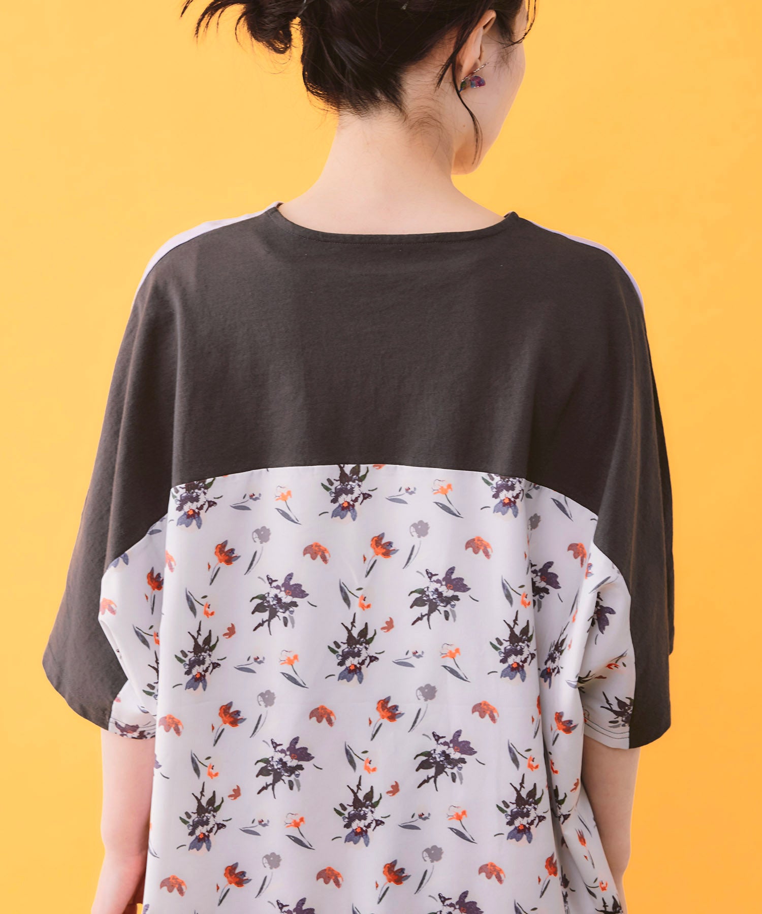 クロム様 162672：スカラーガールズ レース付きTシャツの通販-ScoLar