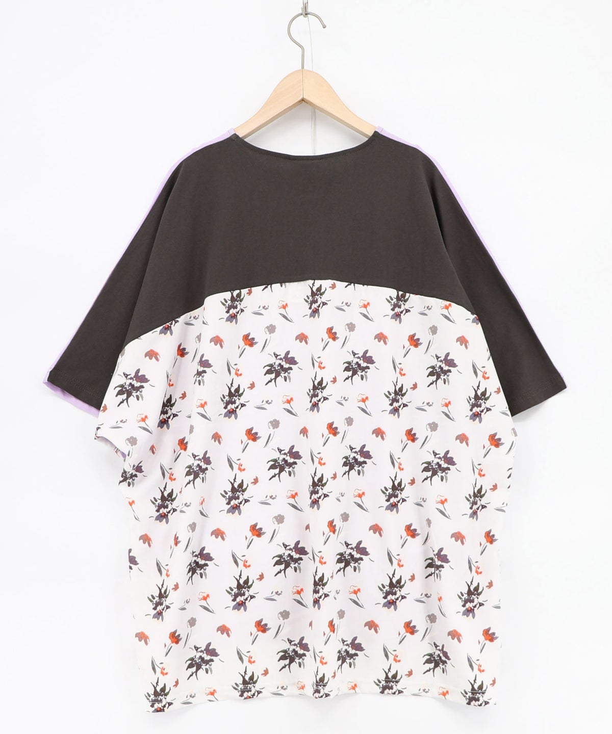 スカラガールズ レース付きTシャツ-17