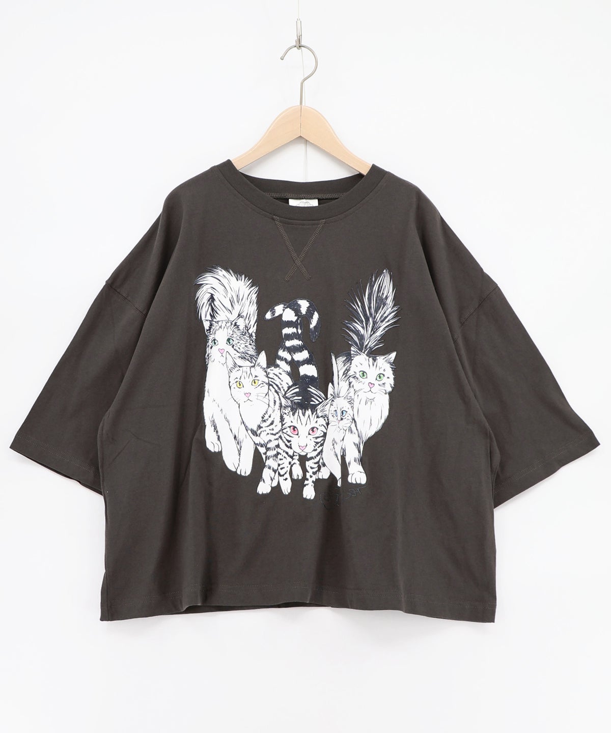 にらめっこネコちゃん ワイドTシャツ-11