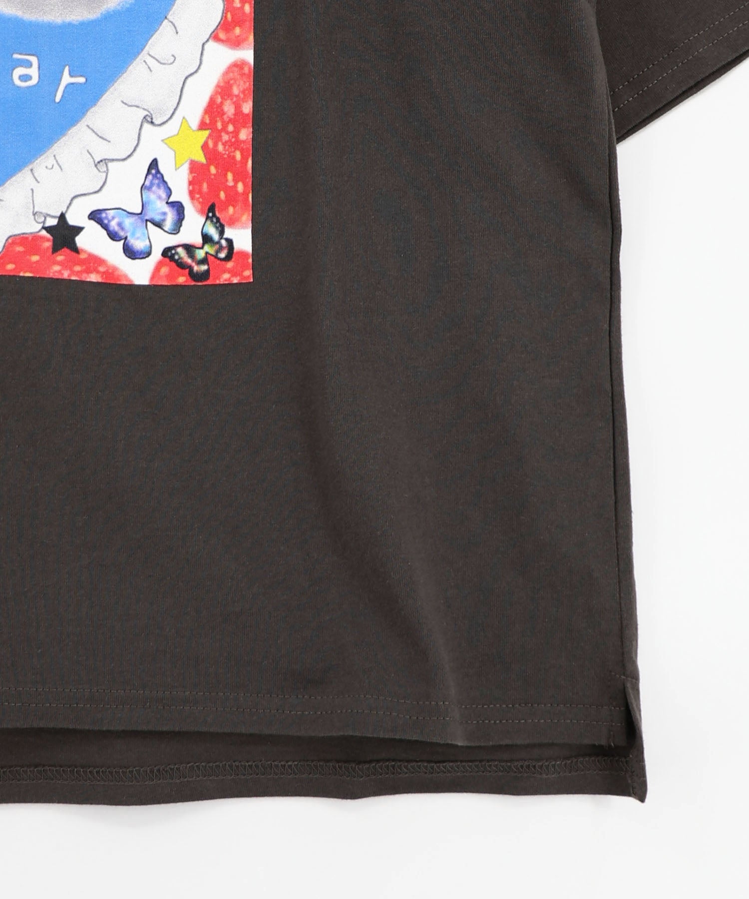 t 出品 162677：【イラスト募集】フラゴラ・ツインズ柄Tシャツの通販-ScoLar