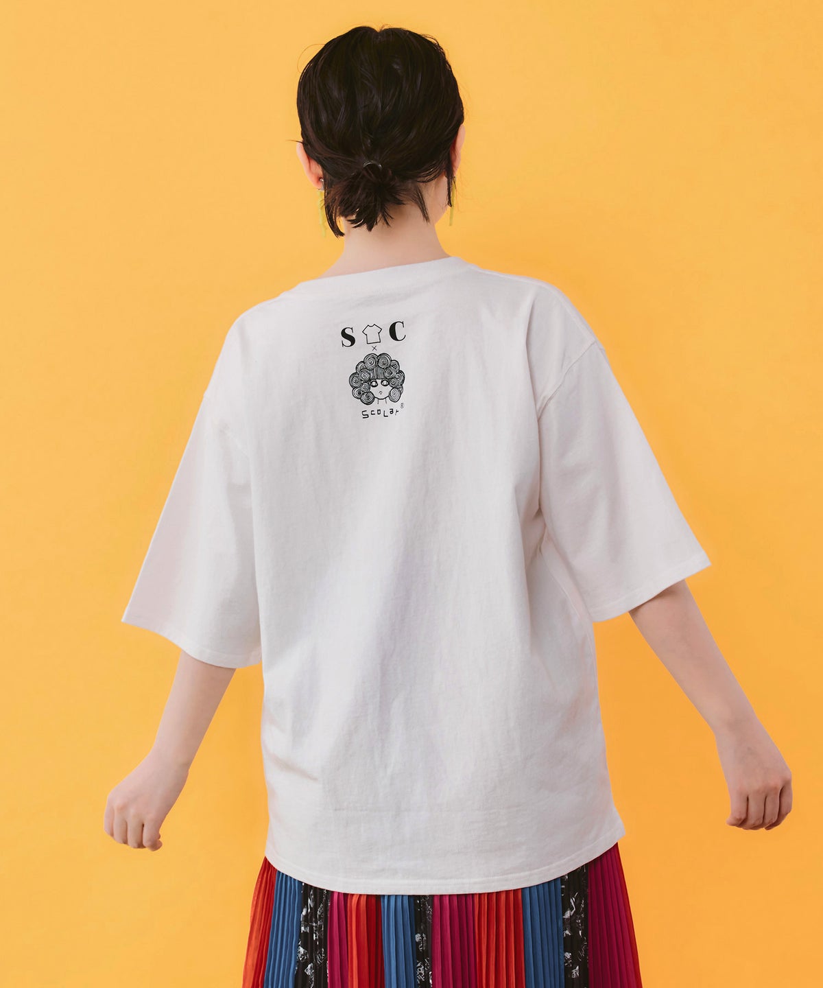 オアシスの夢柄Tシャツ-4