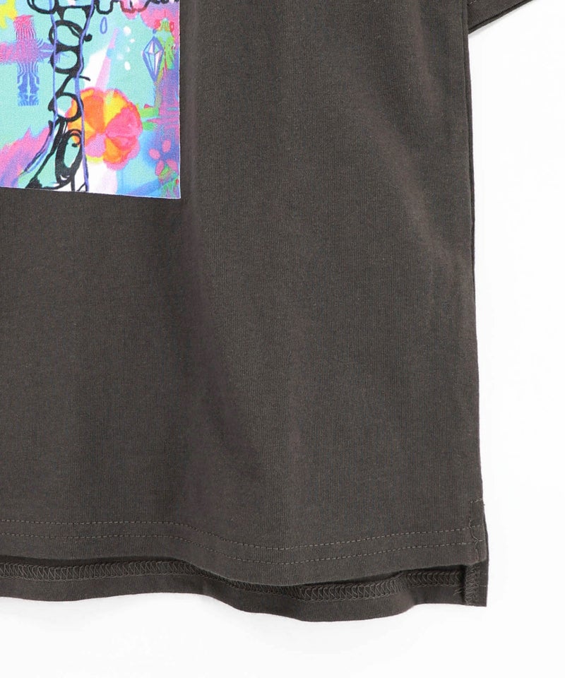 オアシスの夢柄Tシャツ-16
