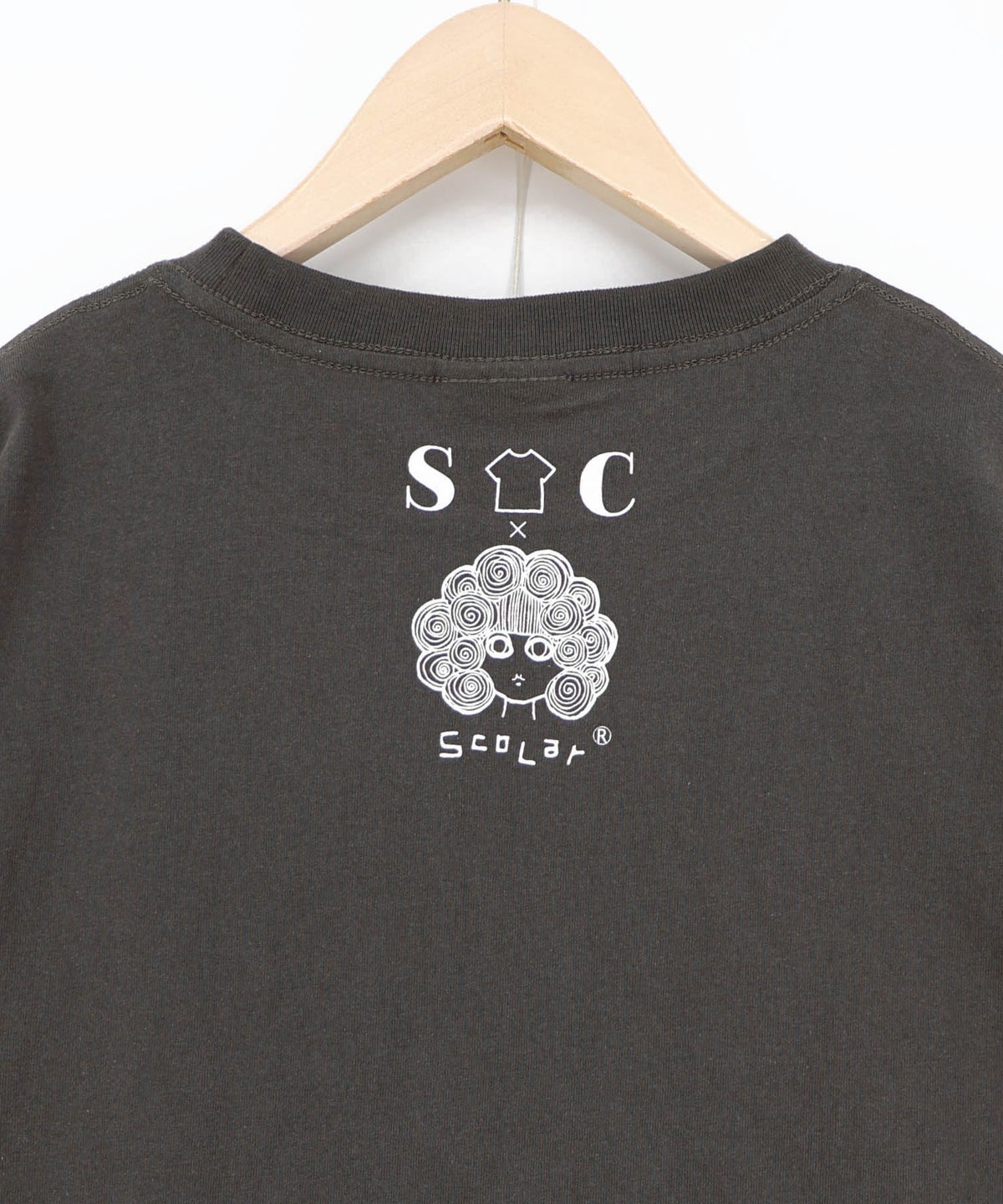 オアシスの夢柄Tシャツ-18