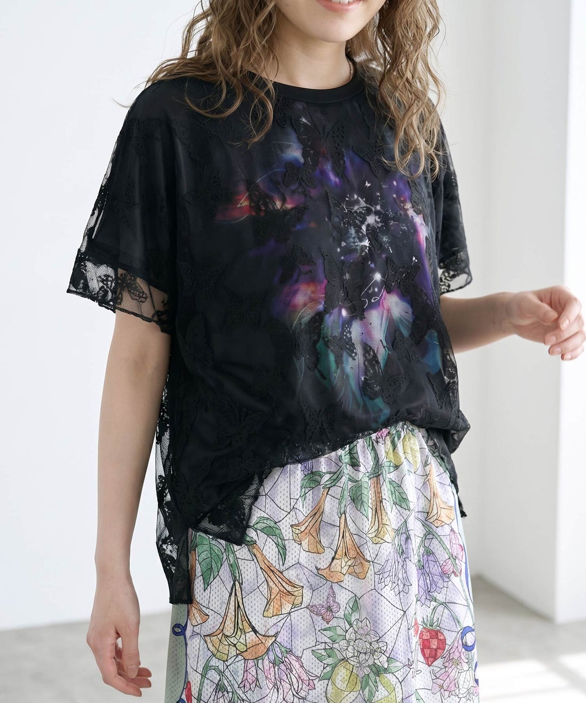 蝶々チュール重ね 花蝶柄Tシャツ-1