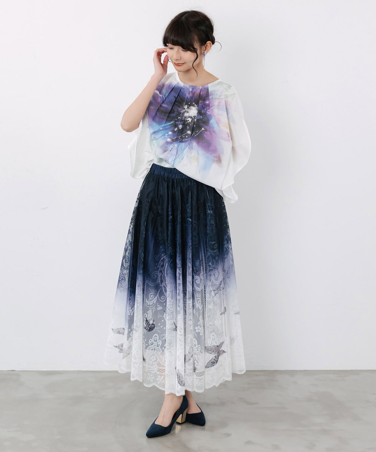 水彩風大花柄 ラウンドシルエットプルオーバー-2