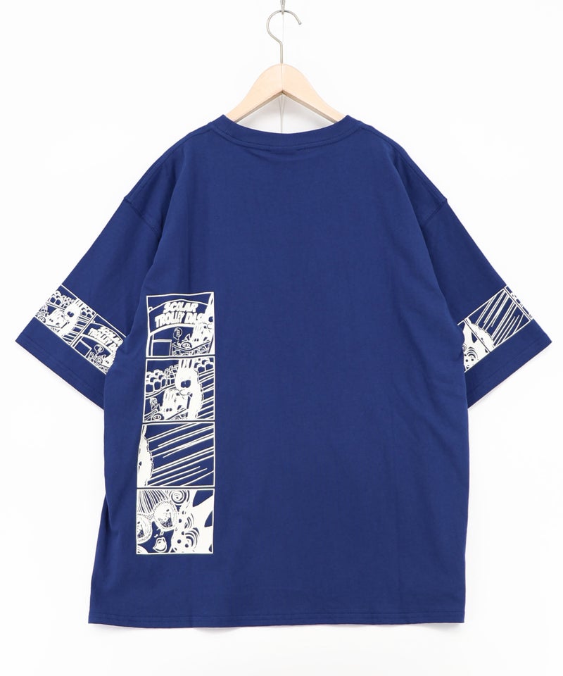 びっくりガール柄 四コマ風Tシャツ-21