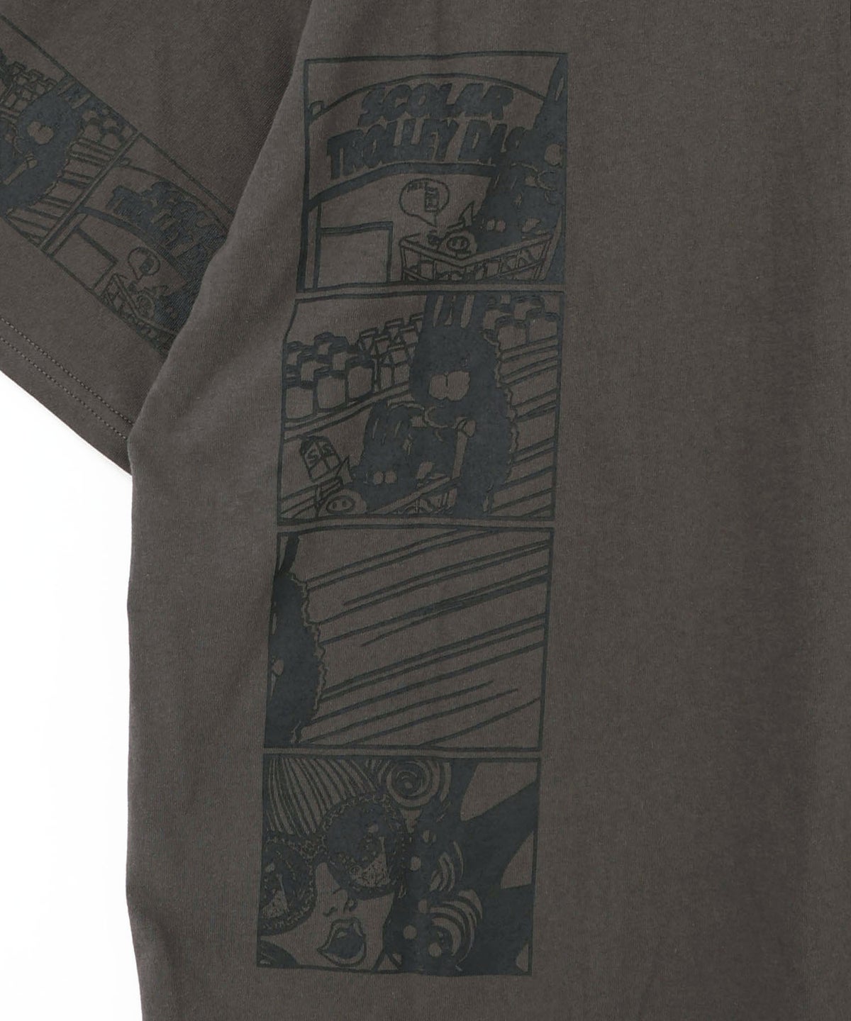 びっくりガール柄 四コマ風Tシャツ-28