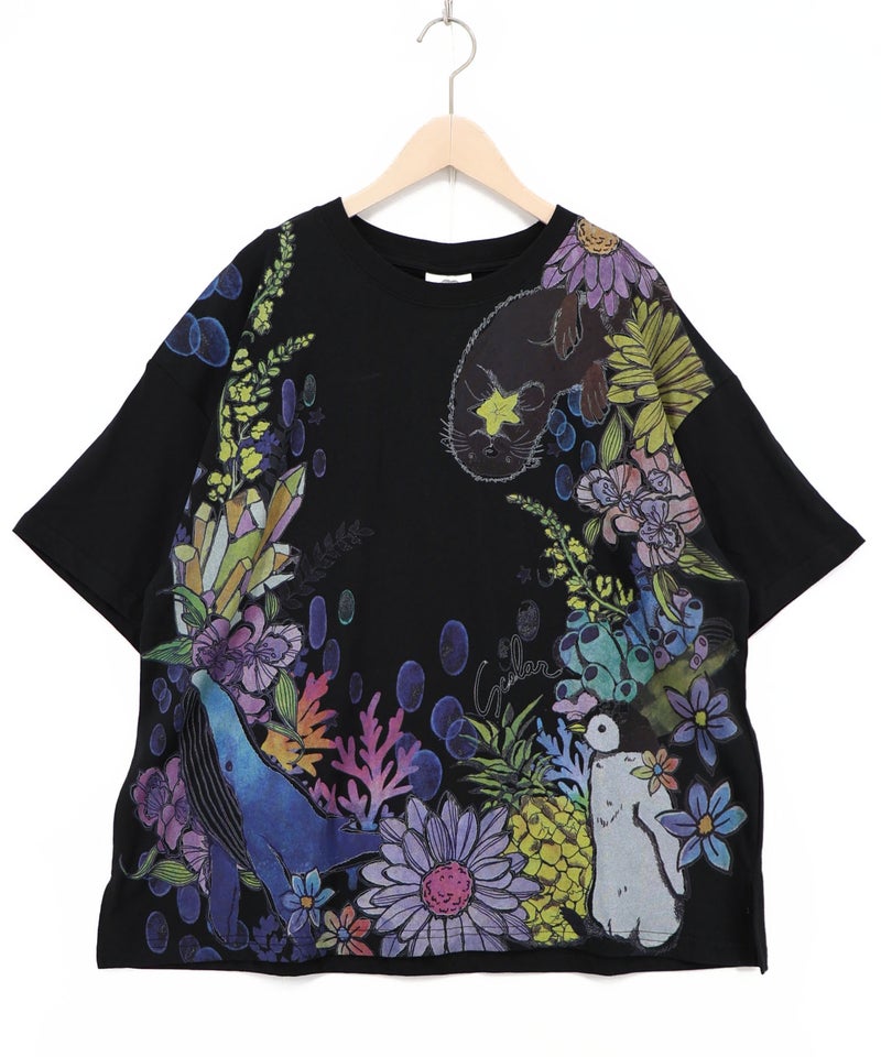 お花いっぱい水族館柄Tシャツ-10