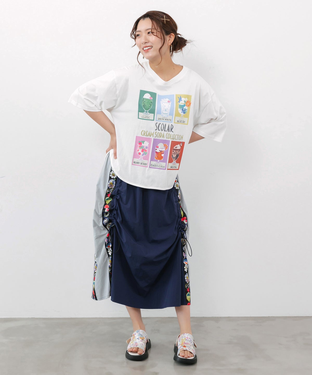 スカラークリームソーダコレクション柄Tシャツ-3