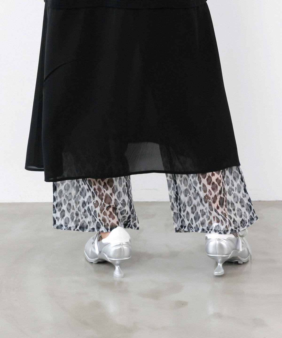 2柄展開 シアー裾切替 ボドレーペチパンツ-9