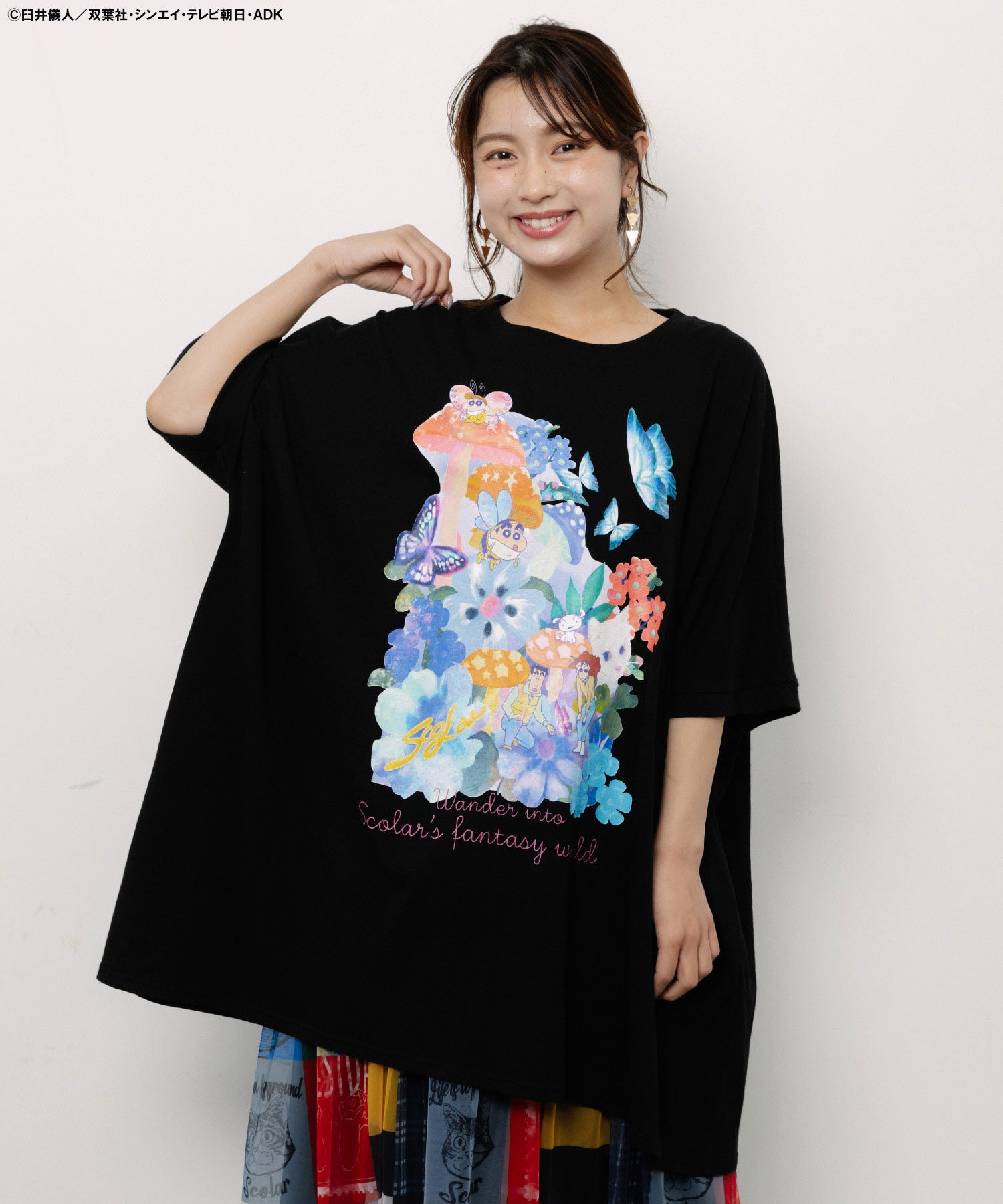 黒地に青い柄の長袖チュニック　17号　3L 462020：クレヨンしんちゃん×ScoLar メルヘン花柄チュニックの通販-ScoLar