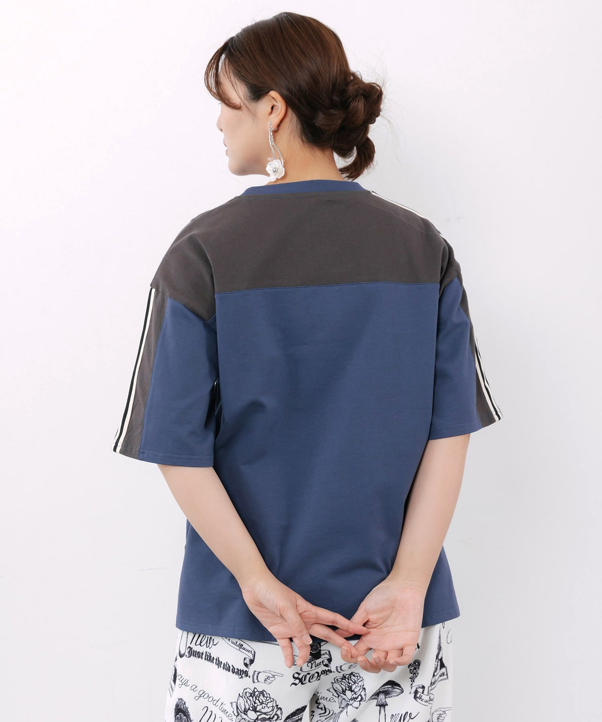 世界を味わう配色Tシャツ-5