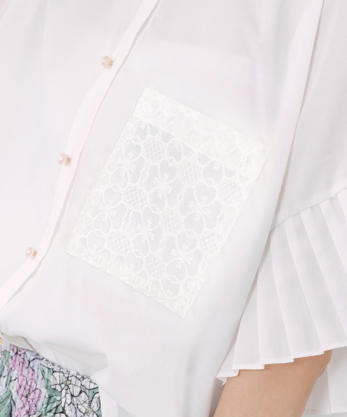 デザイナーの日常柄刺繍 袖プリーツ付きシャツ-6