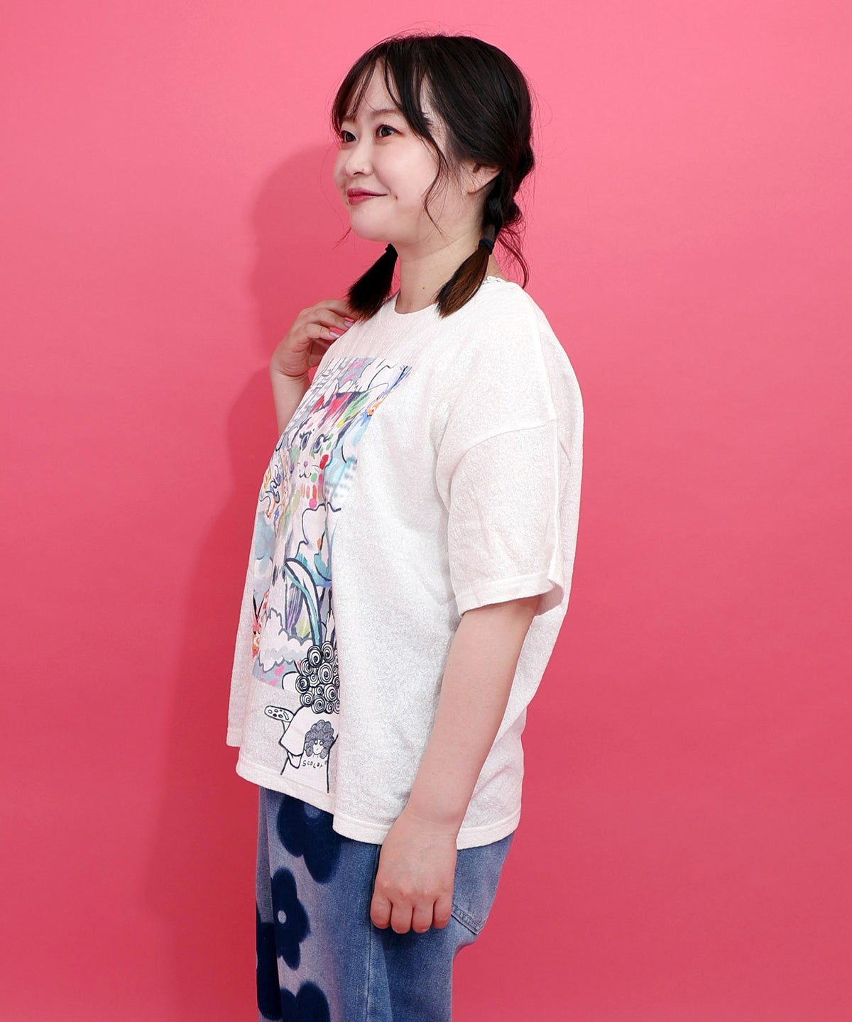 画家スカラーちゃん ネコ柄Tシャツ-4