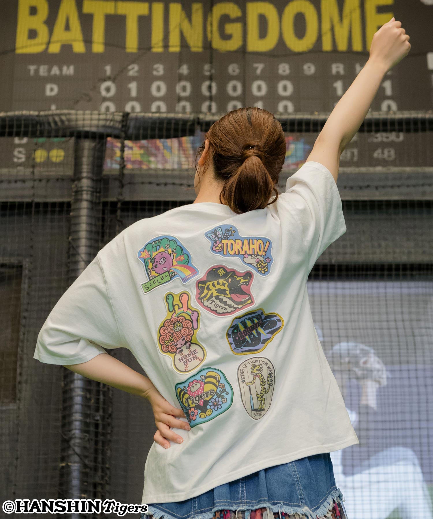 7月下旬頃発送予定】462025：阪神タイガース×ScoLar アップリケ刺繍T
