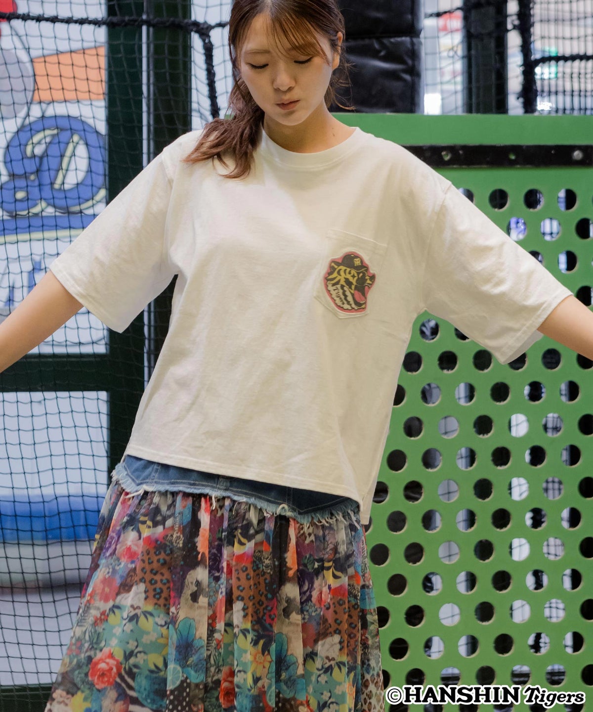 阪神タイガース×ScoLar アップリケ刺繍Tシャツ-3