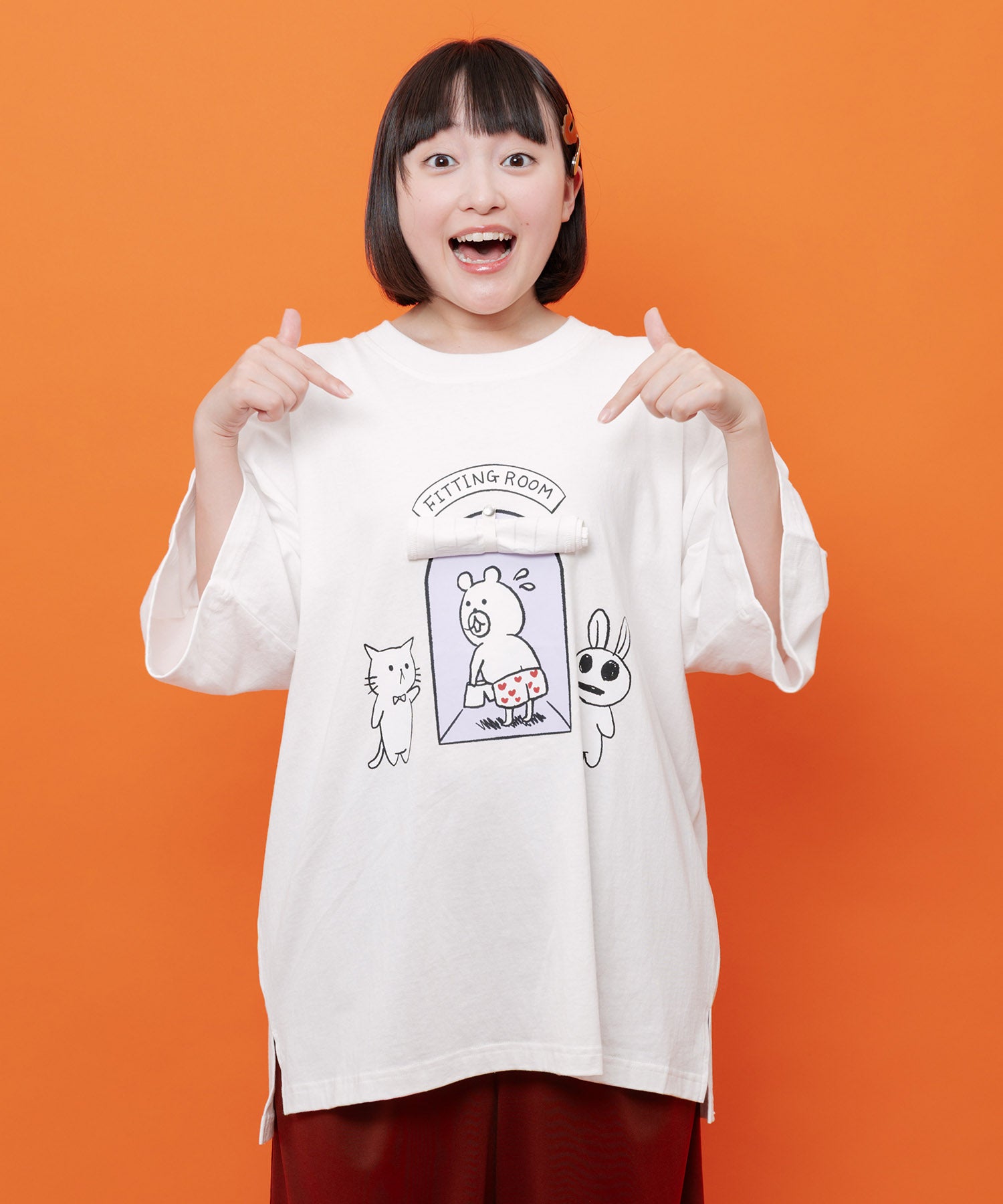 362132：試着室の秘密 お着替え中クマ柄Tシャツの通販-ScoLar