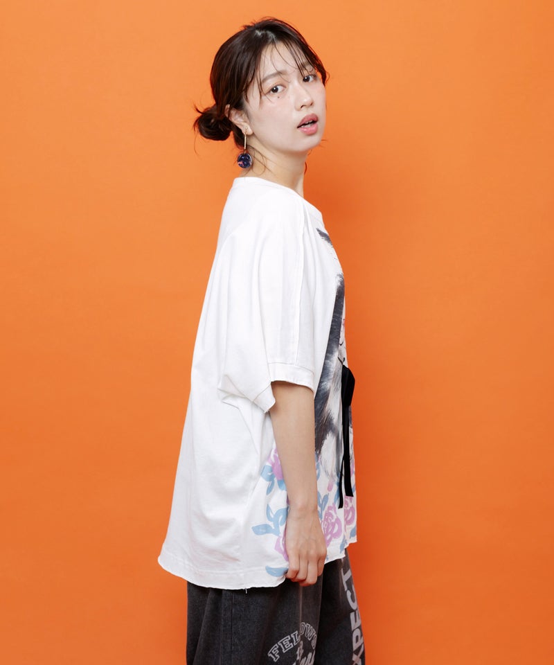 リボン付き もふもふハチワレネコ柄Tシャツ-5