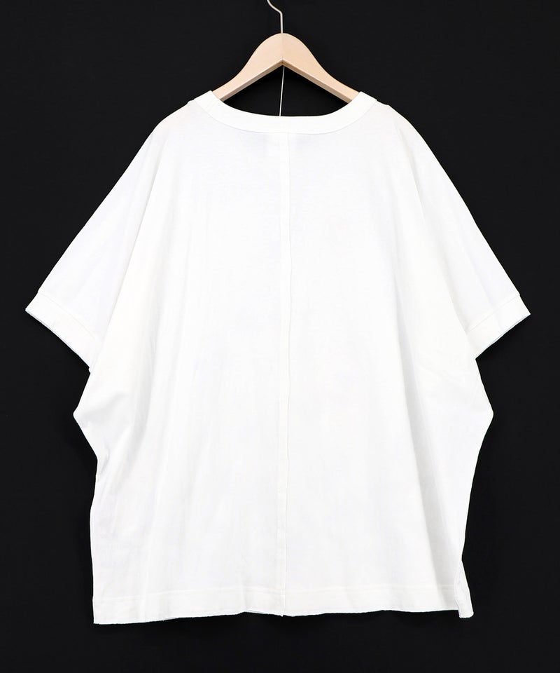 リボン付き もふもふハチワレネコ柄Tシャツ-10