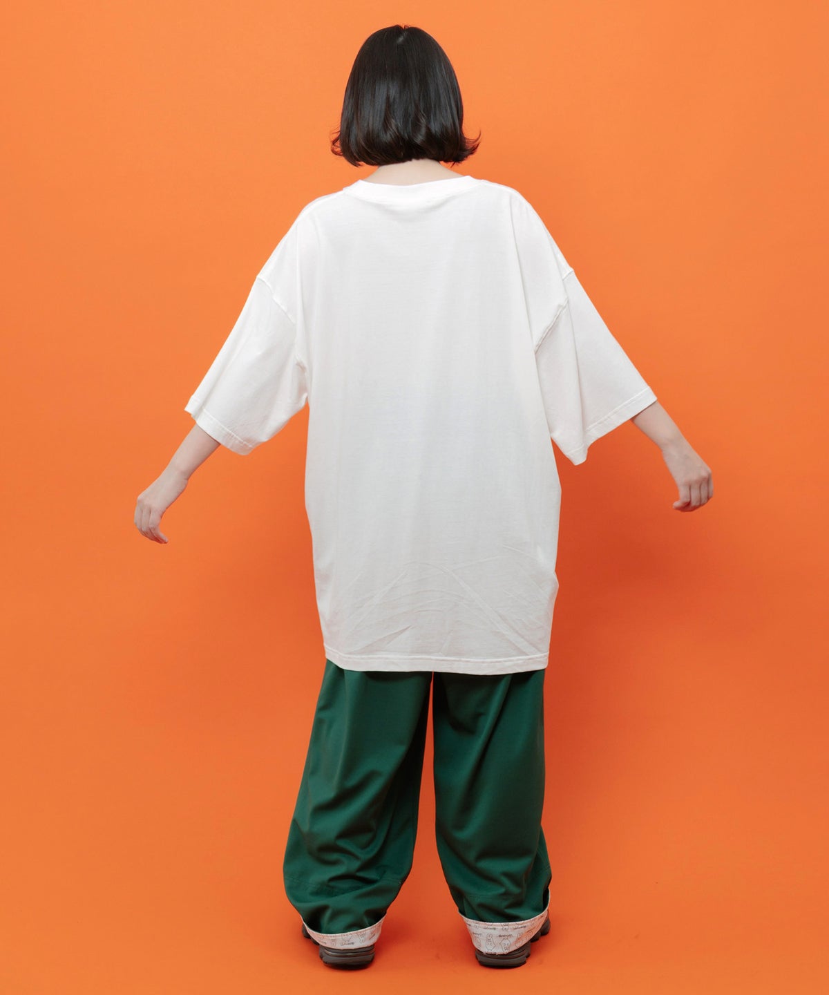 はんなりクマバーガー柄Tシャツ-6