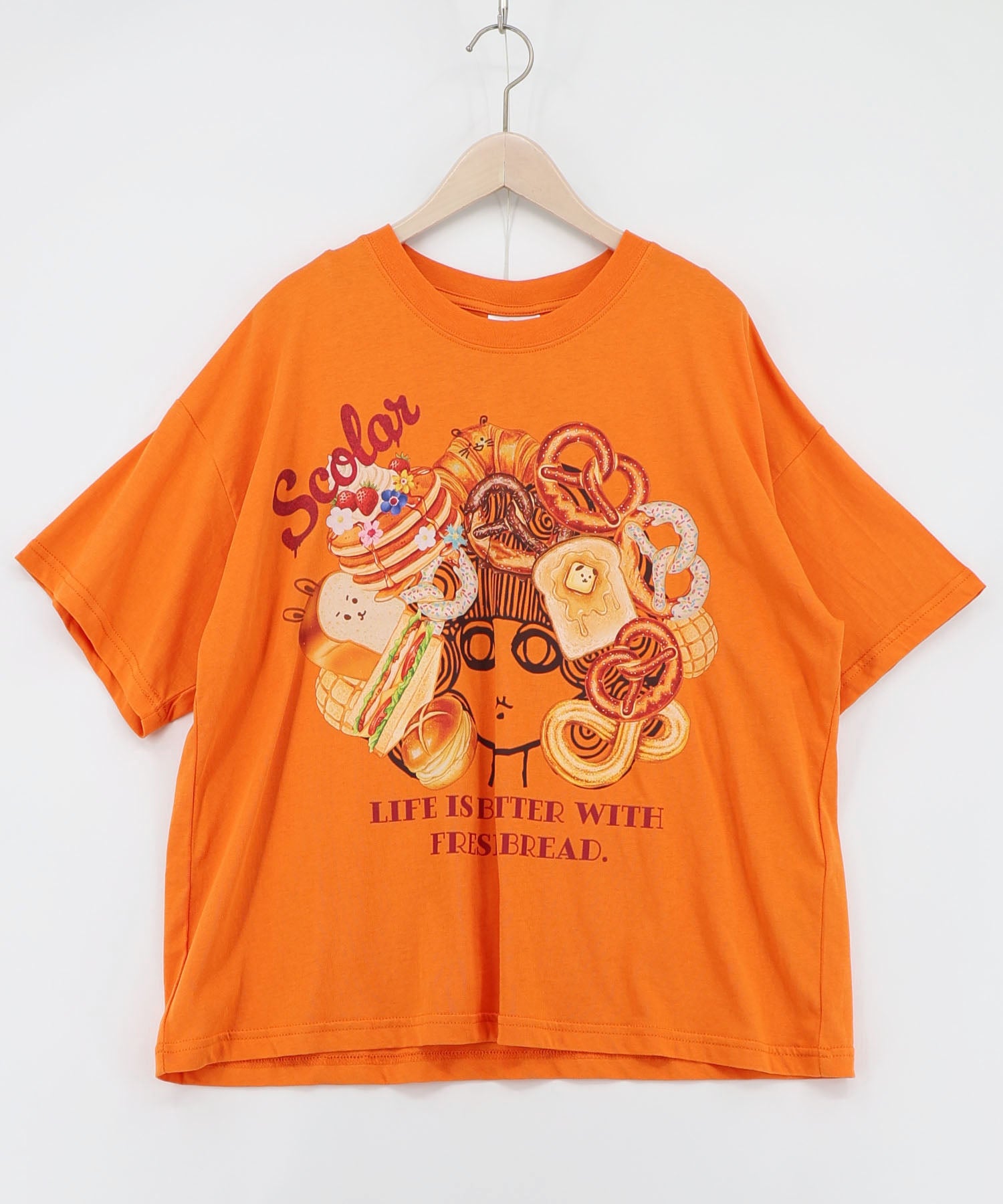 162735：スカラーちゃんベーカリー柄Tシャツの通販-ScoLar