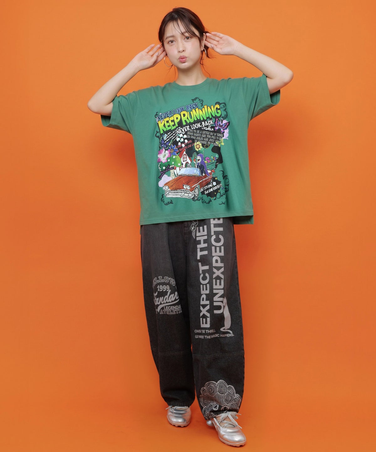 ダークメルヘン柄Tシャツ-10