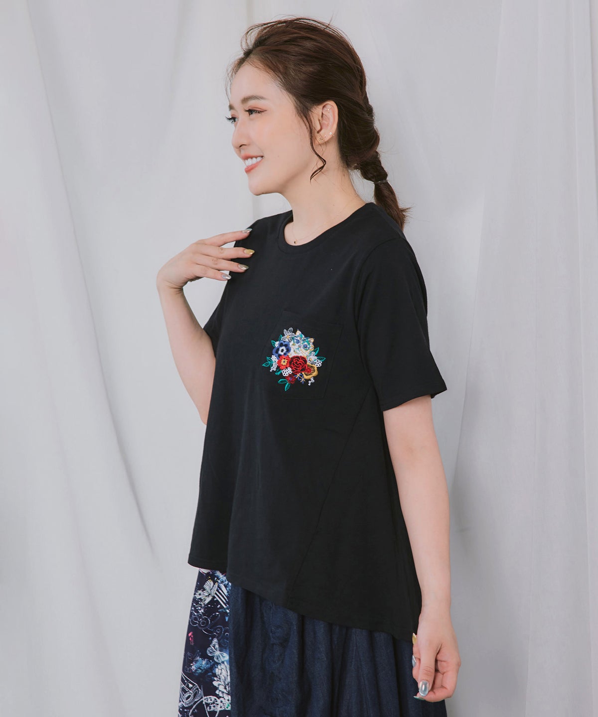 花ネコワンポイント刺繍 無地orボーダーTシャツ-4