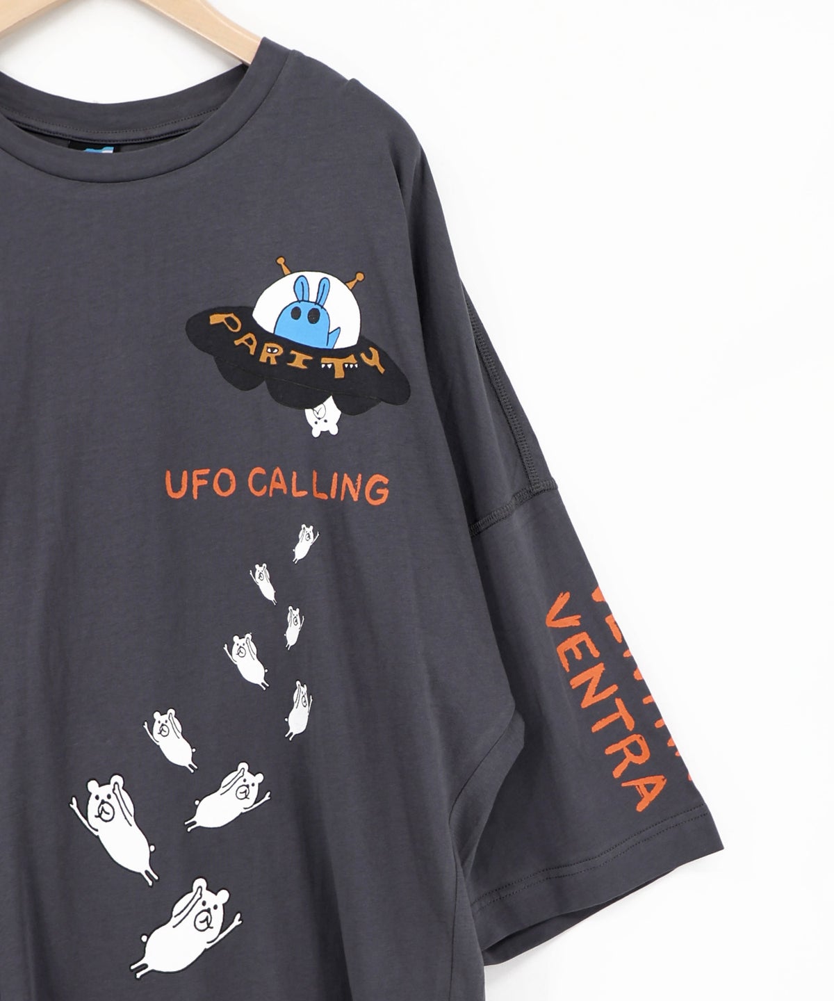 UFO離脱クマ柄Tシャツ-15