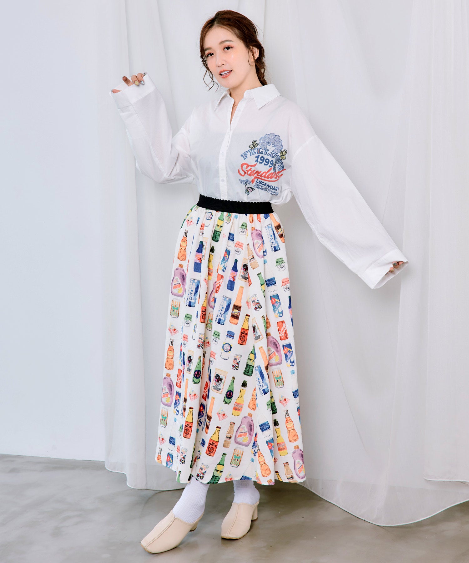 163620：2素材展開 ポップロゴお花バックプリントシャツの通販-ScoLar