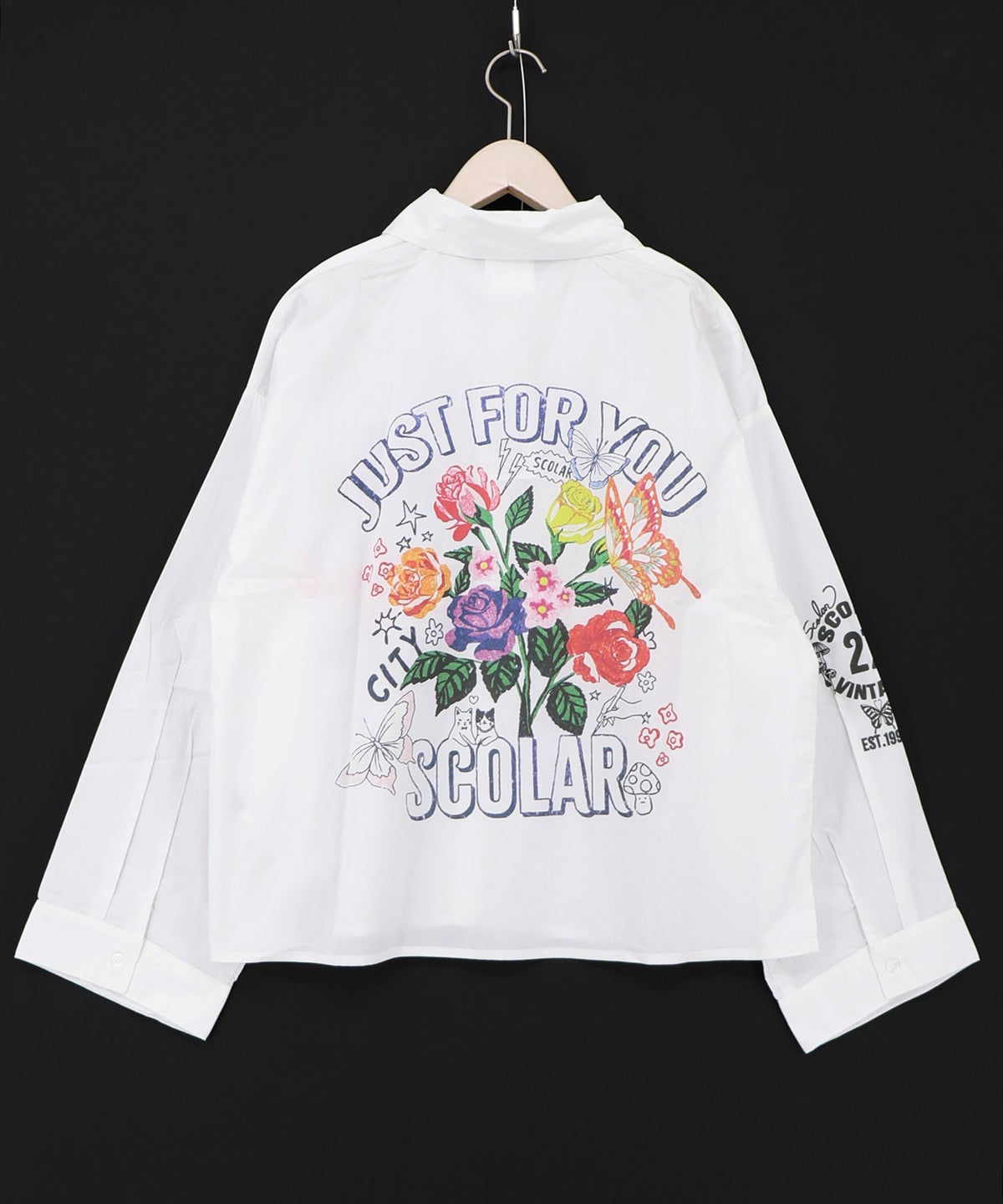 2素材展開 ポップロゴお花バックプリントシャツ-9